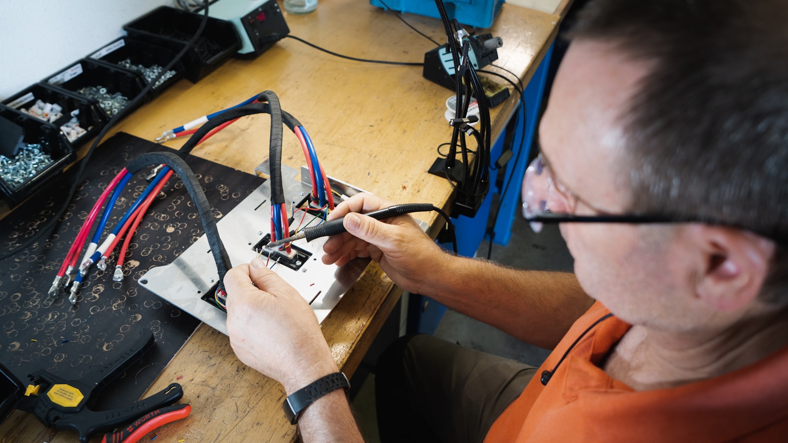 Kondisioner Elektron Board Təmiri: Nasazlıqlar və Həll Yolları